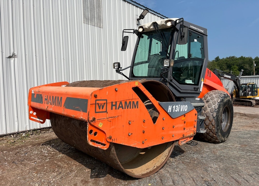 2017 Hamm H13iVIO