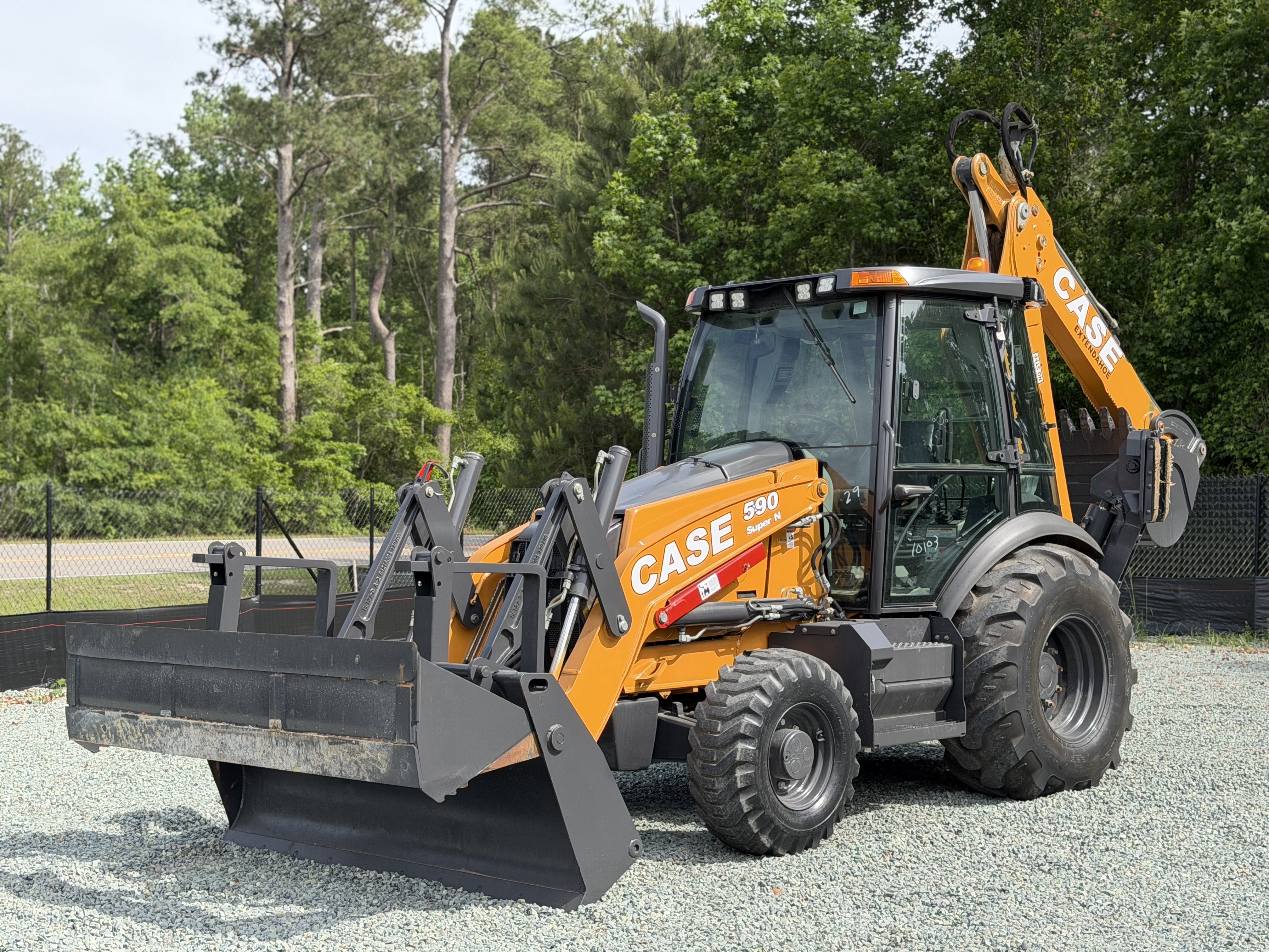 2018 CASE Backhoes 590SN